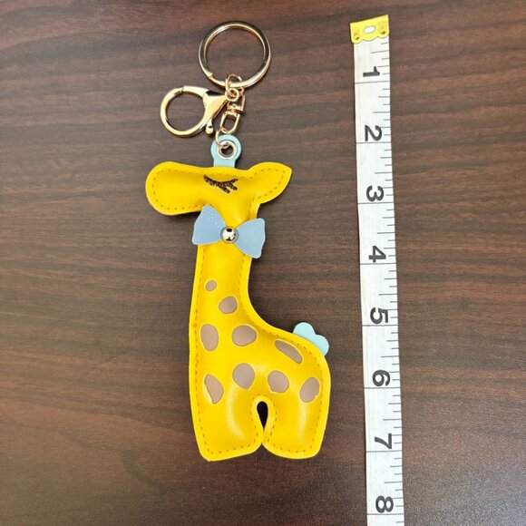 Bowknot Giraffe Key Chains Cute Bag Charm Personalized Animal Key Ring - Picture 2 of 8